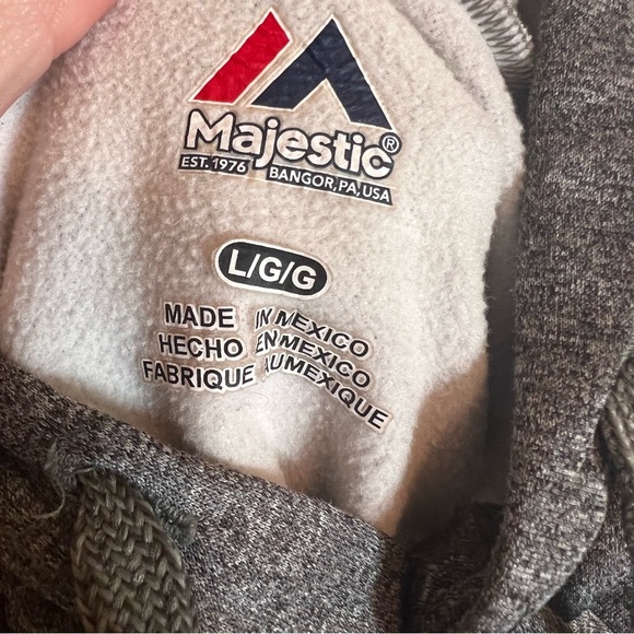 Majestic brand New England Patriots hoodie - Picture 5 of 6